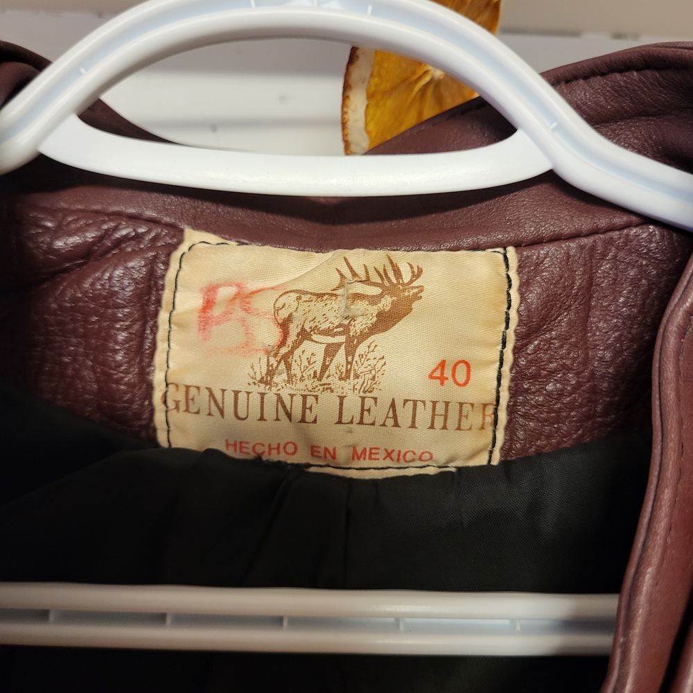 Vintage Burgundy Leather Jacket - Picture 2 of 3